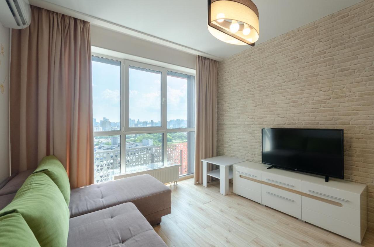 Petrovdom 41B-59B-90B-77B Stunning City View Apartments At Rc Kvartet, Central Railway Station キエフ エクステリア 写真